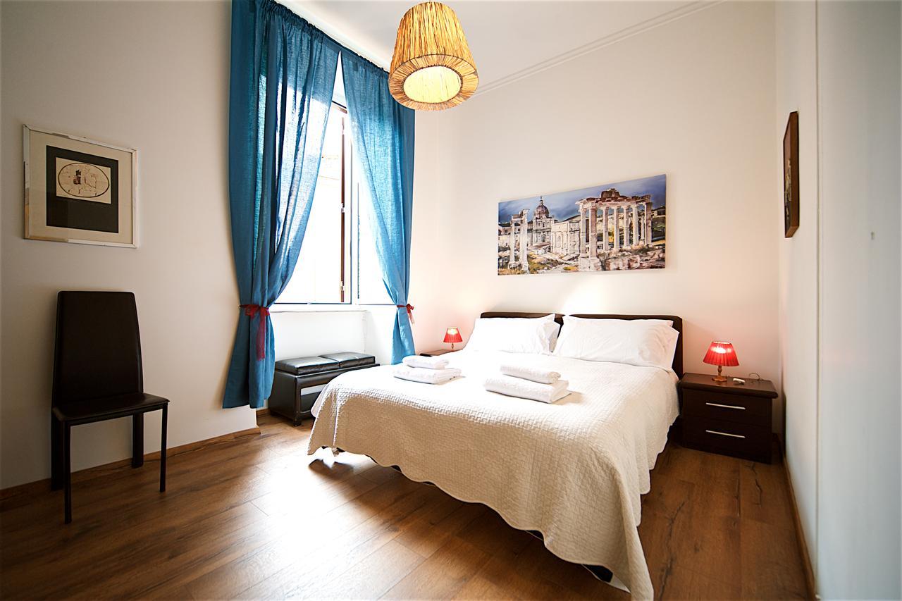 Vetrina Holidays Apartment Navona Rome Exterior photo