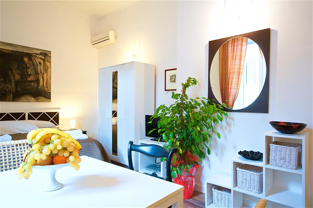 Vetrina Holidays Apartment Navona Rome Exterior photo